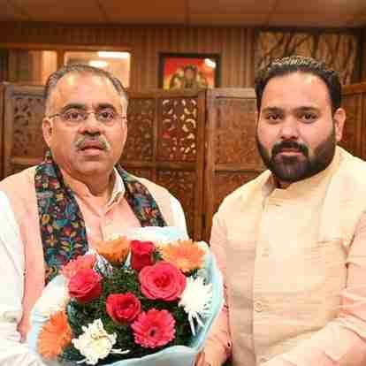 Dushyant Gautam Timeline event photo in Agra