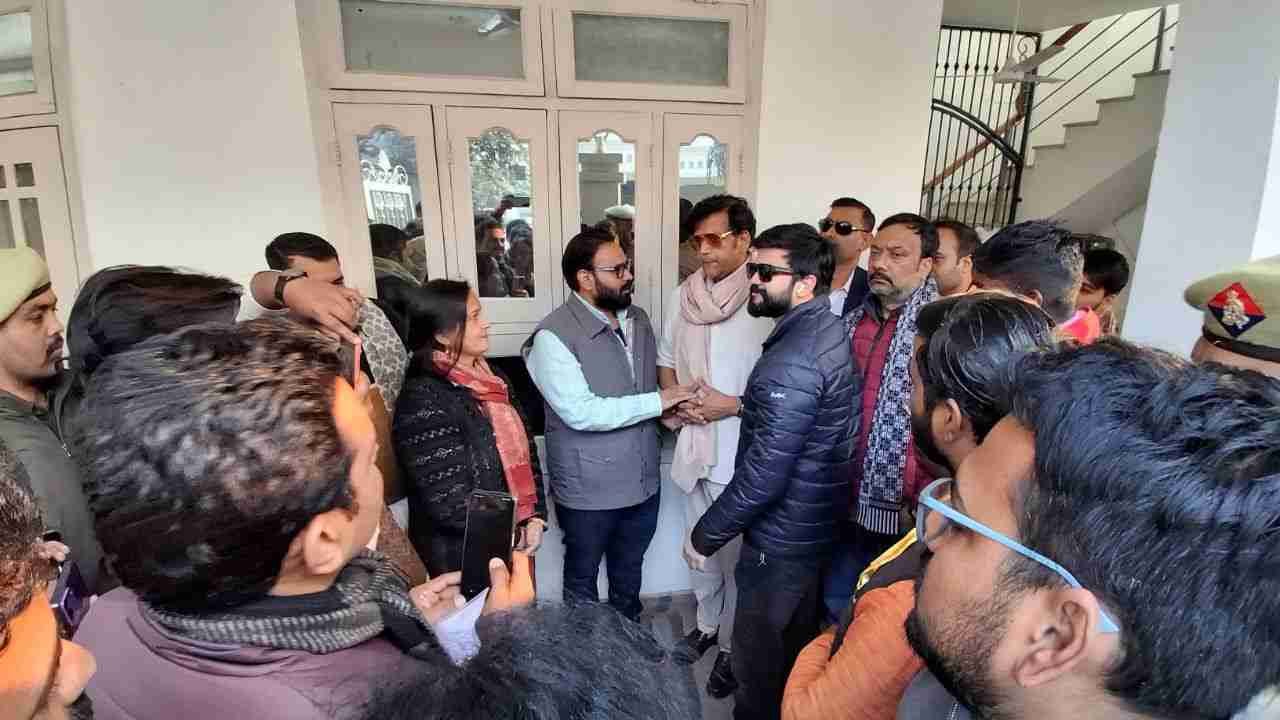 Dushyant Gautam Timeline event photo in Agra